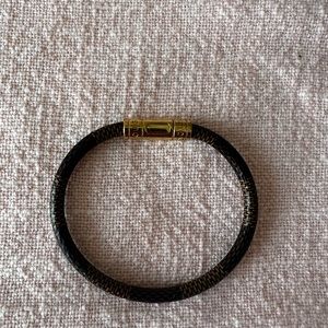 Louis Vuitton clasp bracelet